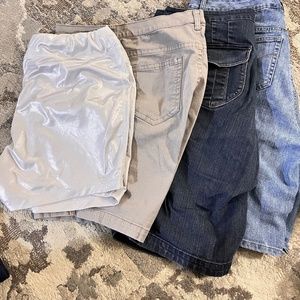 Plus size Shorts 20 woman
